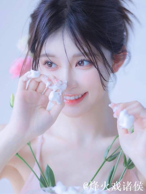 深度解析国产亚洲精品久久久久久系列发展趋势